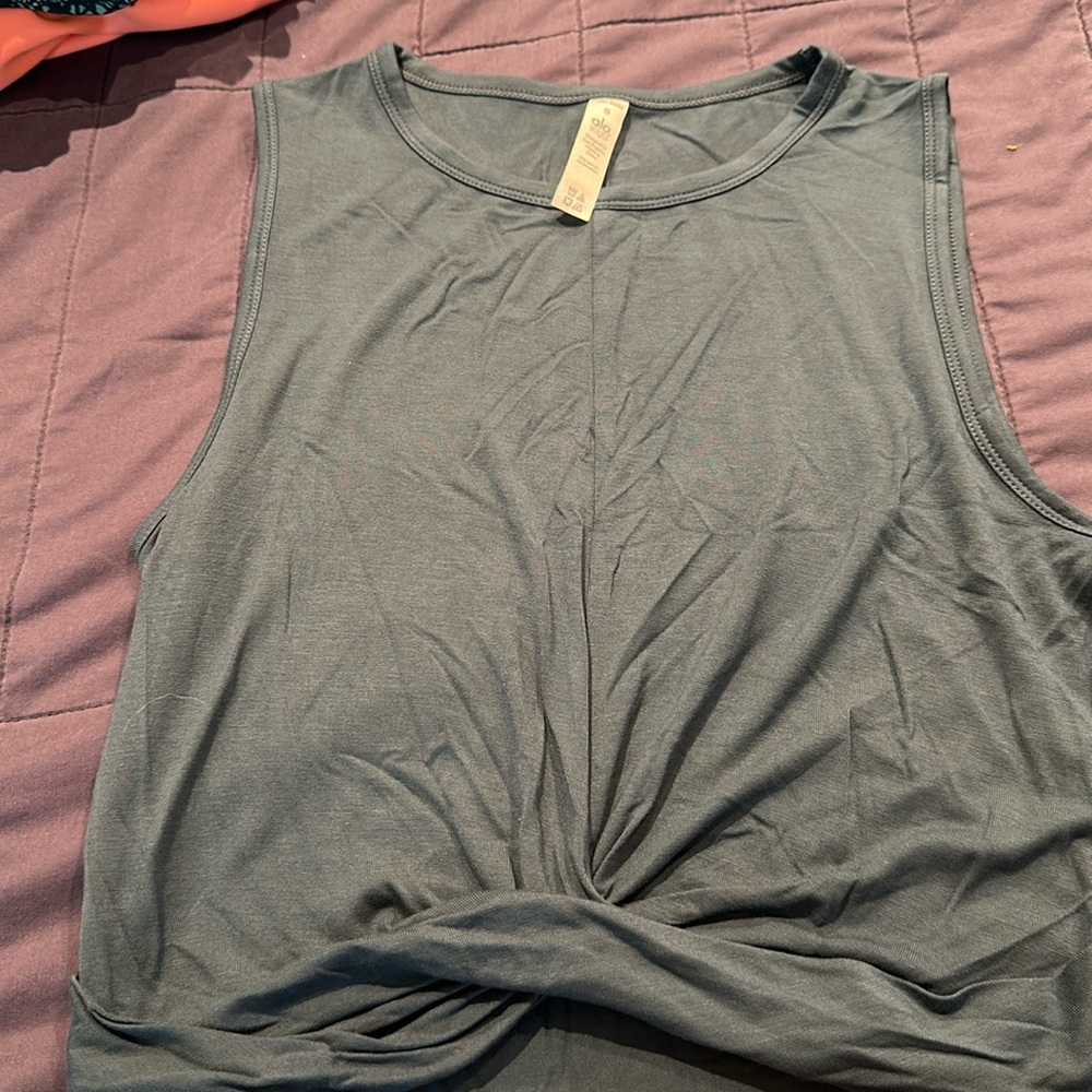 NWT ALO Yoga Cover Tank Deep Jade size small